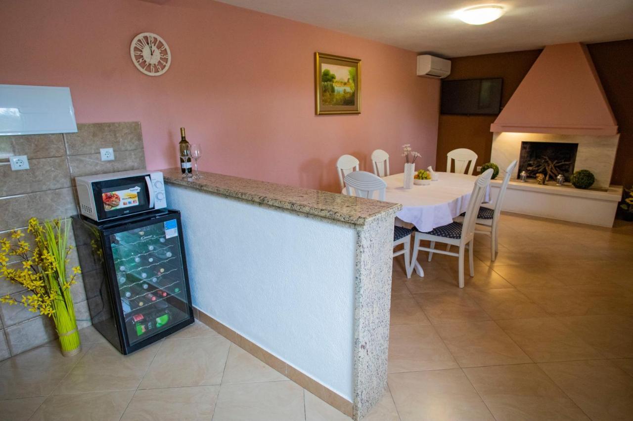 Opg Villa Meri Пучишча Екстериор снимка